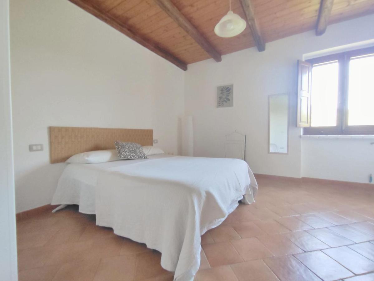 Il Casale Villa Teulada Exteriör bild