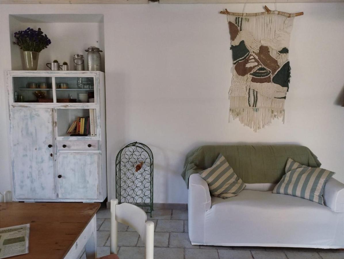 Il Casale Villa Teulada Exteriör bild